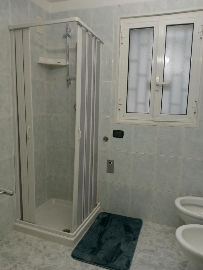 Fra Sole E Stelle Apartment Бари Екстериор снимка