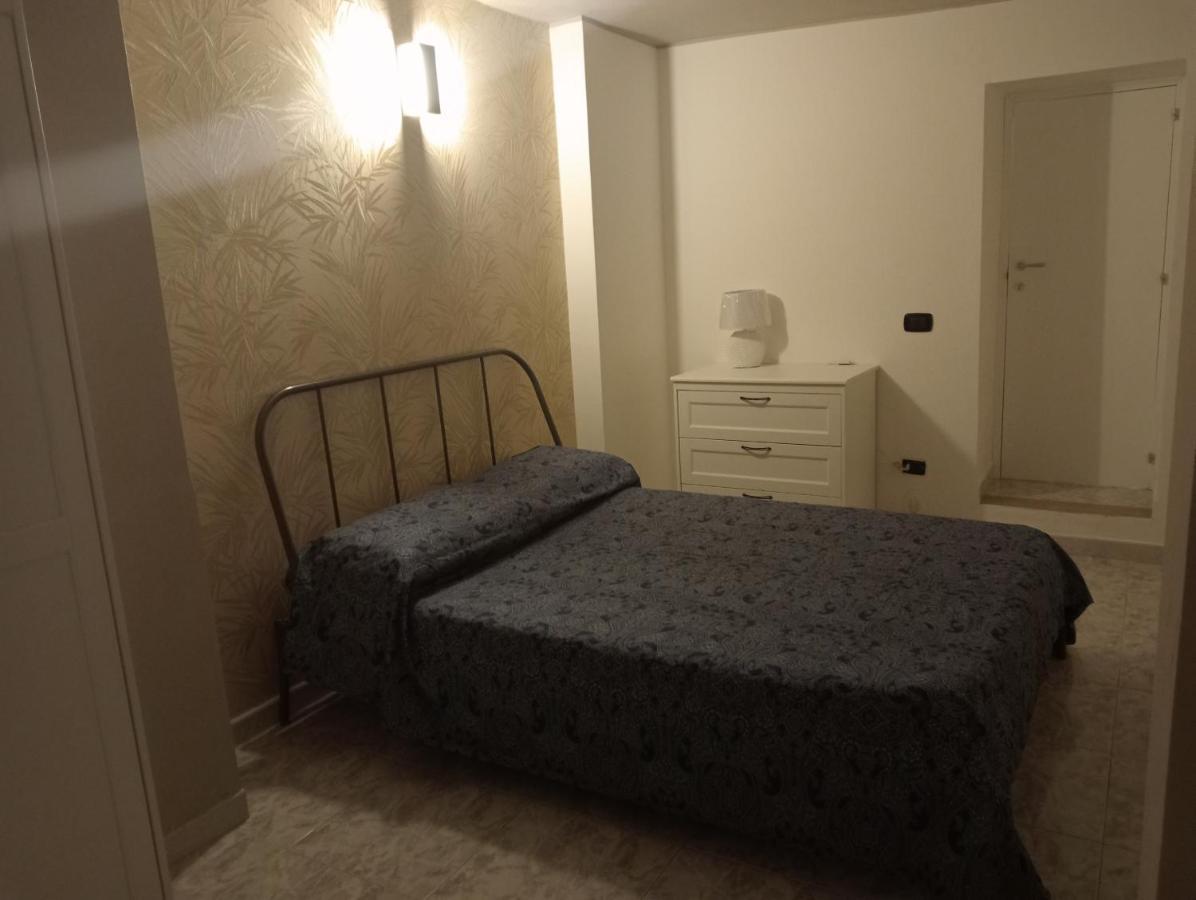 Fra Sole E Stelle Apartment Бари Екстериор снимка
