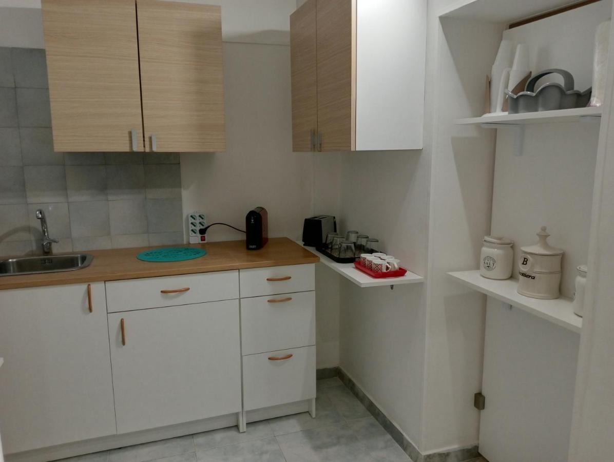 Fra Sole E Stelle Apartment Бари Екстериор снимка