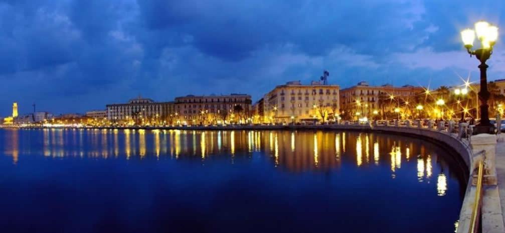 Fra Sole E Stelle Apartment Бари Екстериор снимка