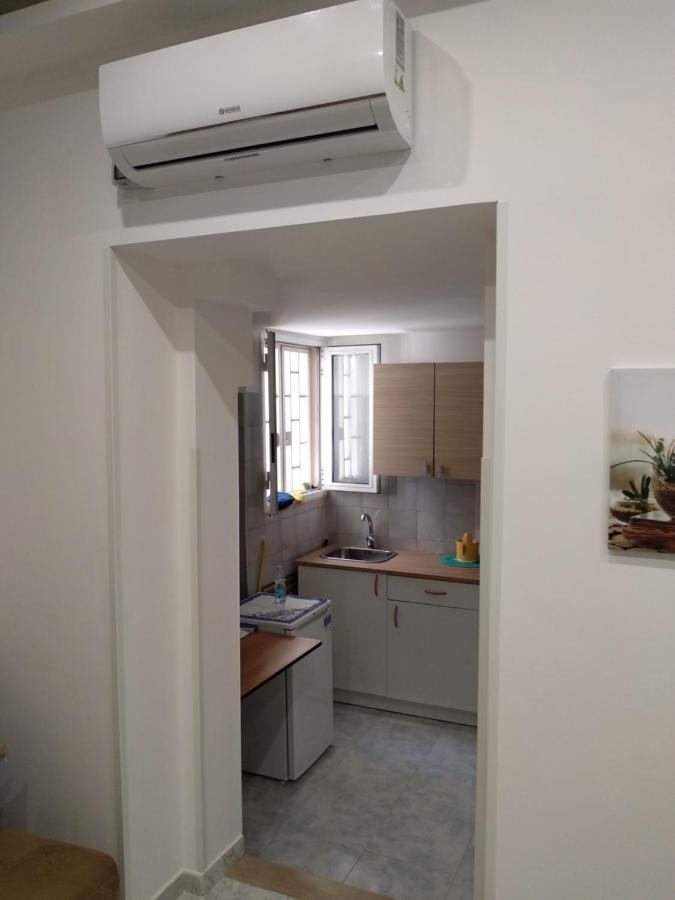 Fra Sole E Stelle Apartment Бари Екстериор снимка